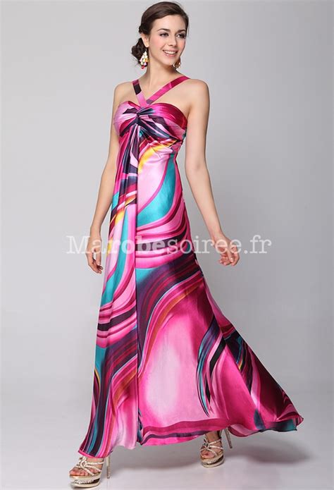 Retrouvez toutes les collections de robe longue bustier elastique grande taille fushia que vous pourrez porter pour de grandes occasions comme un mariage ou une soirée en amoureux ou pour tous les. Robes de mode: Robe longue soiree fushia