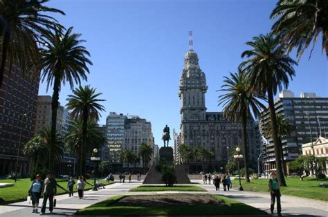 ¿que Visitar En Montevideo Uruguay