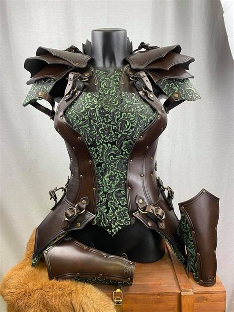 Female Decorated Leather Warrior Armor Perfect For Role Play Etsy Warrior Outfit Fantasy