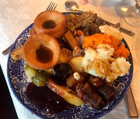 'tis the season for christmas treats. My British Christmas Dinner, bet you can't name everything ...