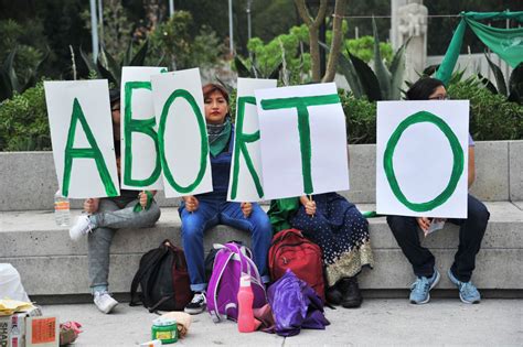 Un Aborto Legal A Siete Meses De Embarazo Desata Polémica En Colombia Cnn