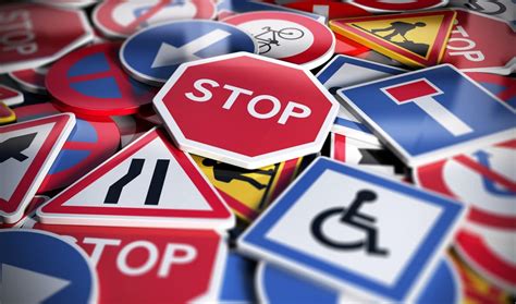 Oznakowanie dróg znaki drogowe wynajem znaków drogowych oznakowania