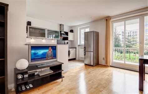 Du suchst eine wohnung für einen bestimmten zeitraum in münchen? Möblierte 2-Zimmer-Wohnung auf Zeit 81541 München | Anders ...