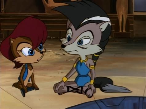 Lupe And Tails