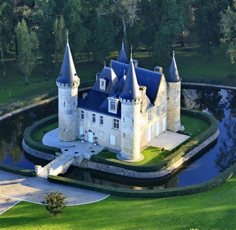 100 Best Castle Photographs Chateau France Castle House Small Castles