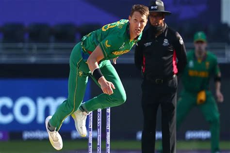 South Africa All Rounder Dwaine Pretorius Announces Retirement From