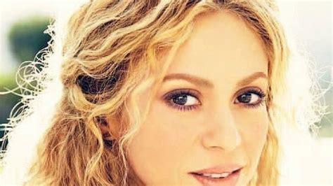 Nada La Frena Shakira En La Playa Paseando En Traje De Baño Mdz Online