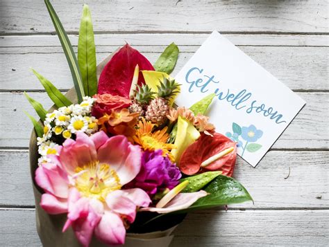 Begin your get well card with a friendly greeting. 80 Best Get-Well-Soon Wishes: Here's What to Write in a Get-Well Card - Inspirationfeed