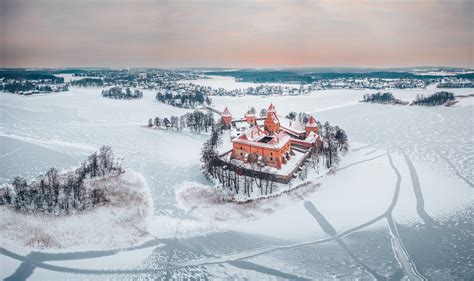 Trakai Island Castle Hd Wallpaper Background Image