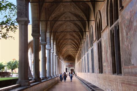 The monumental complex of st. Chiostro Monastero di Santa Chiara