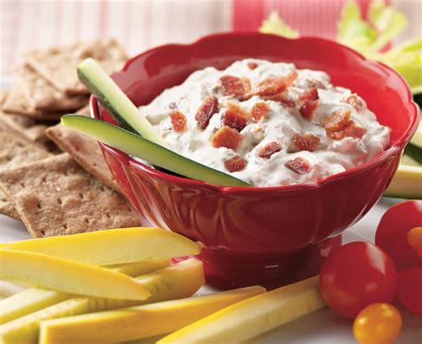 Bacon And Tomato Ranch Dip Daisy Brand Sour Cream Cottage Cheese