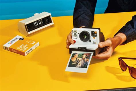 Polaroid Goes All Nostalgic With Onestep 2 Instant Camera