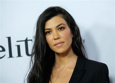 Kourtney Kardashian Exposes Voluptous Assets In Racy Pictures Ibtimes