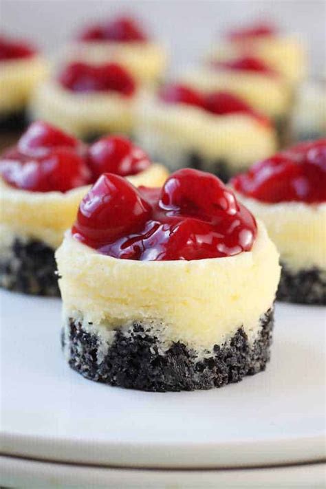 13 Easy And Cheap Christmas Desserts Ideas Festive Treats For The Holidays This Mama Blogs