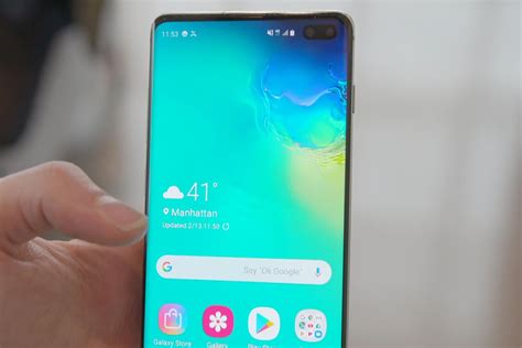 Galaxy S10 Front