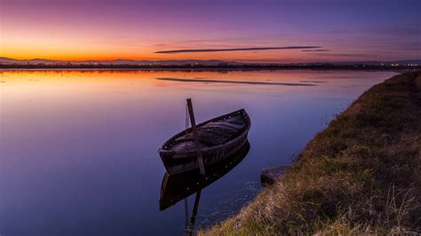 Boat Lake Sunset 4k