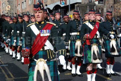 Royal Regiment Of Scotland Scotland Kilts Tartans Pinterest