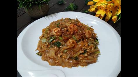 Seblak ini merupakan jajanan pinggir jalan. RESEP DAN CARA MEMBUAT KWETIAU GORENG ALA ABANG ABANG ...