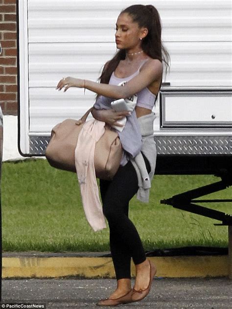 Ariana Grande Looks Battered While Filming A Scream Queens Gory Scene