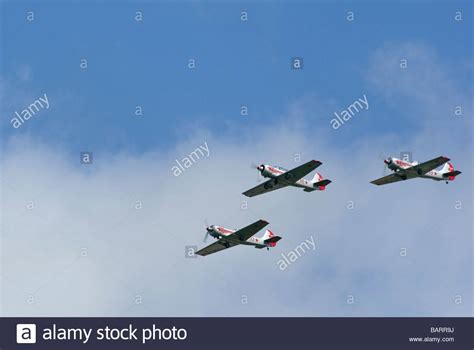 Yak 50 aircraft Fotos und Bildmaterial in hoher Auflösung Alamy