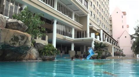 When you stay at corus paradise resort port dickson in port dickson, you'll be on the beach and 14 minutes by foot from pantai bagan pinang. Hotel Corus Paradise Apartment Port Dickson | Port dickson ...