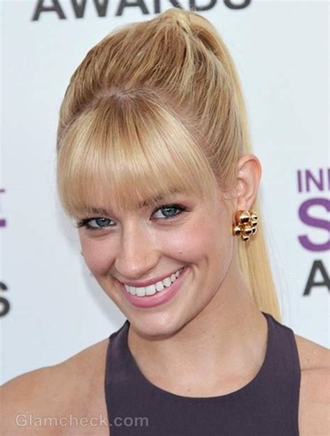 Beth Behrs Sports Stylish Knotted Ponytail
