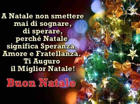 Frasi religiose, auguri formali di natale, pensieri simpatici di buon natale, auguri originali di natale da condividere gratis su facebook e whatsapp. Fare gli auguri di Buon Natale 2017: video gratis, frasi e ...