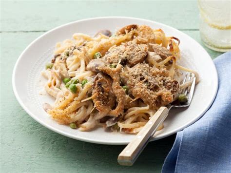 Add chicken, onion, and garlic to skillet, and cook for 6 to 8 minutes or until chicken is done. Chicken Tetrazzini Recipe | Giada De Laurentiis | Food Network