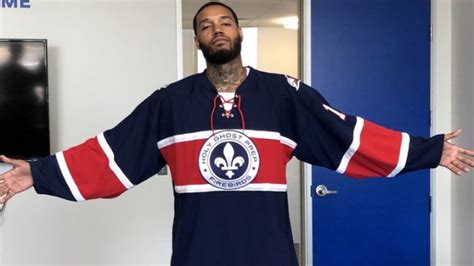 76ers Mike Scott Is Going To Start Wearing Local High School Hockey