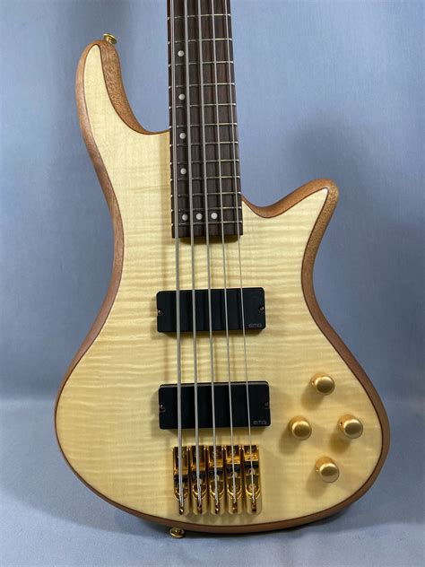 Used Schecter Stiletto Custom 5 String Electric Bass Deluca Music