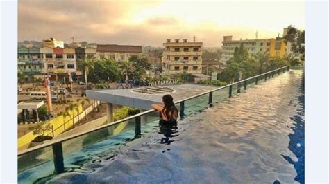 Sedangkan di bagian dalam apartemen disediakan kolam renang air panas, sauna dan jacuzzi. Daftar Kolam Renang Hotel di Palembang Terbuka untuk Umum ...