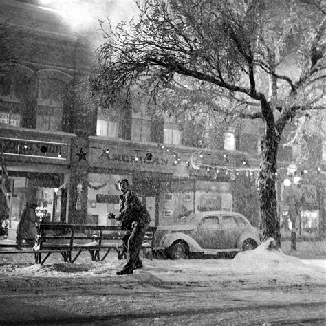 Its A Wonderful Life Rare Photos From The Set Of A Holiday Classic