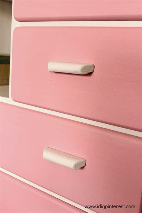 Dresser Makeover With Americana Decor Chalky Finish Paints I Dig