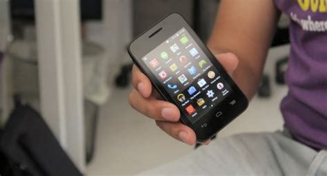 Vodacom Smart Kicka Review Tiny Phone Big Value Gearburn