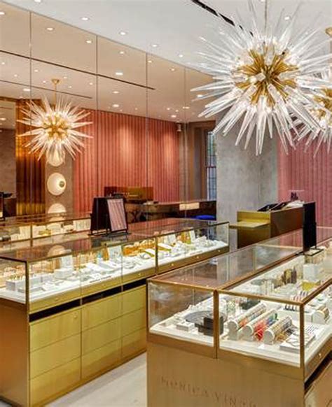 High End Luxury Golden Jewelry Display Showcase Design | Jewelry ...