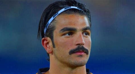Jun 24, 2021 · كشف نجم المنتخب الذهبي السابق في ثمانينات وتسعينات القرن الماضي، وعضو اتحاد كرة السلة الحالي حمدان سعيد، أن النسخة الـ40 من بطولة الأندية الخليجية أبطال الدوري المقامة حالياً بصالة نادي شباب الأهلي، وأسدل الستار على. النصر الكويتي يستقطب المحترف الأردني الرياحي الى صفوفه ...
