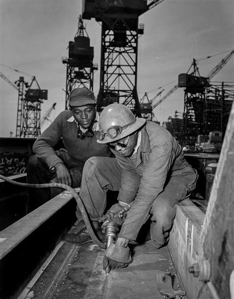 Building Liberty Ships For The War Effort 1941 Rare Historical Photos