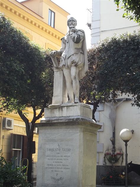 Piazza T Tasso Sorrento Statue Torquato Tasso Flickr