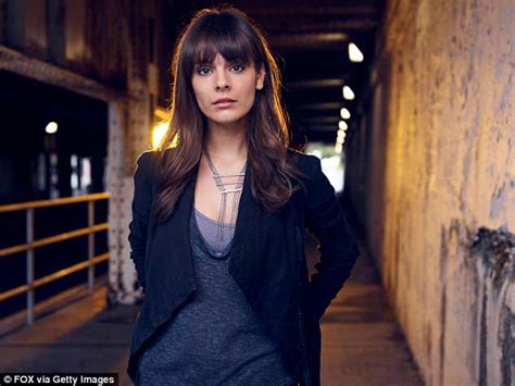 Caitlin Stasey Poses Topless In A Behind The Scenes Snap Daily Mail Online