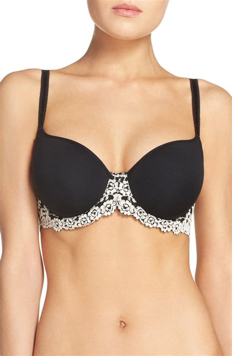 Lyst Wacoal Embrace Lace Underwire Molded Cup Bra In Natural Save