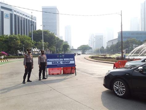 Ingat Ganjil Genap Di Ruas Jalan Berlaku Hari Ini Okezone Megapolitan