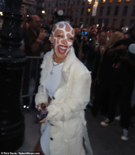 Doja Cat Makes Sure All Eyes Are On Her As She Wears Weird White Face
