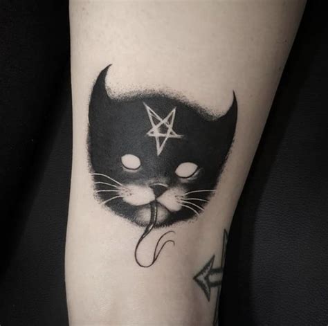 pin by vlasta mestrovic on tattoos satanic tattoos creepy tattoos black cat tattoos