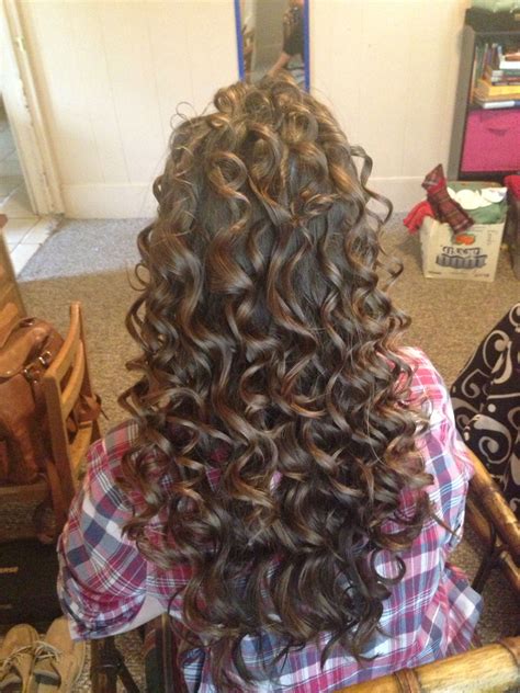 Favorite Spiral Curls With Curling Iron