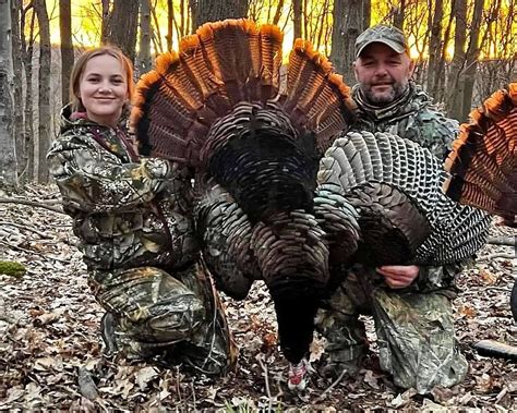 14 year old girl in steuben county youth nabbed this massive turkey in ny s youth hunt
