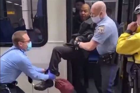Video Philly Man Dragged From Bus By Police For Not Wearing Mask American Military News