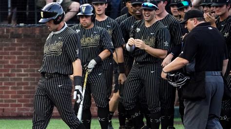 why vanderbilt baseball players stomp on home plate after home run