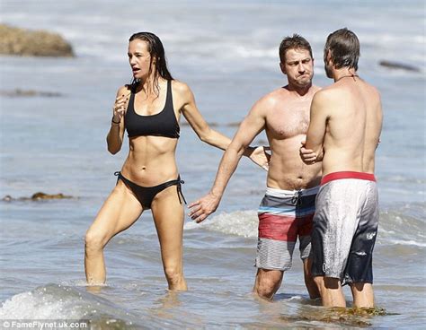 A place created for fans by fans of scottish actor gerard butler where we can discuss and. Gerard Butler gives girlfriend Morgan Brown a kiss on ...