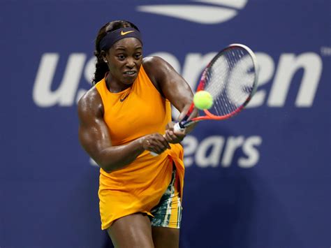 She has won a total prize pool of $955,295 usd for singles so far. Diashow - Tennis-Weltrangliste der Damen