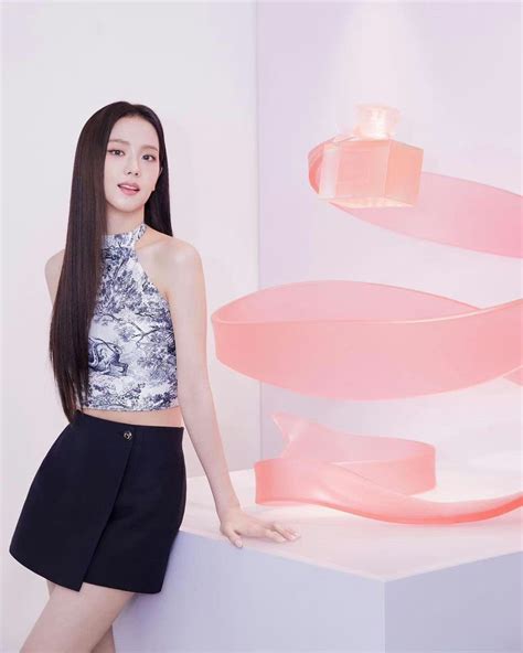 時尚 Jisoo出席韓國首爾miss Dior Exhibition Blackpink板 Dcard